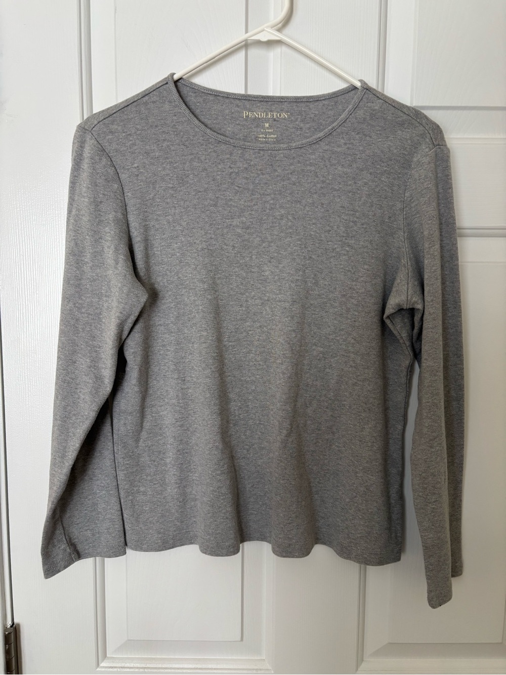 Pendleton Gray Long-Sleeve Crewneck Top Medium